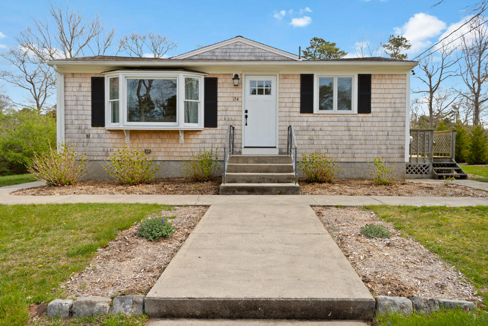 154 Nobscussett Road Dennis, MA 02638 - Photo 1 of 36 154 Nobscussett Rd. Low Res-8