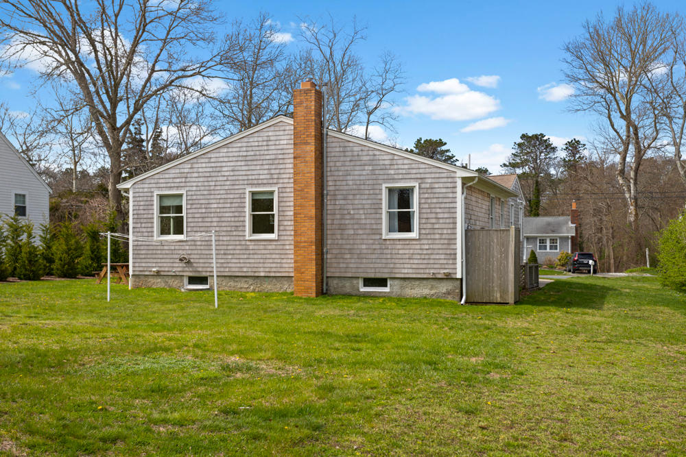 154 Nobscussett Road Dennis, MA 02638 - Photo 11 of 36 154 Nobscussett Rd. Low Res