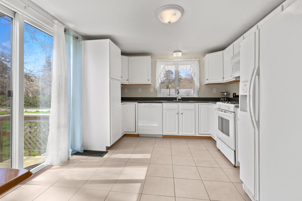 154 Nobscussett Road Dennis, MA 02638 - Photo 22 of 36 154 Nobscussett Rd. Low Res-21