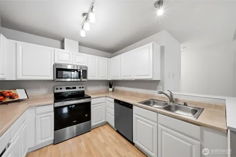 $365,000 | 9210 Market Place, Unit K203, Lake Stevens, WA 98258