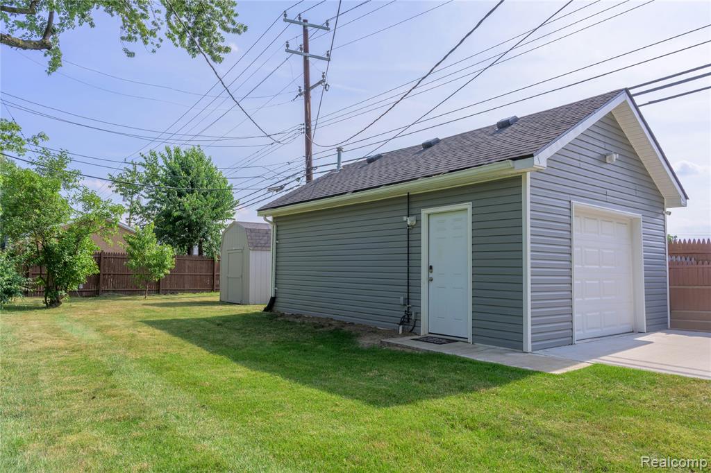 18 East Rutgers Avenue Pontiac, MI 48340 - Photo 13 of 19