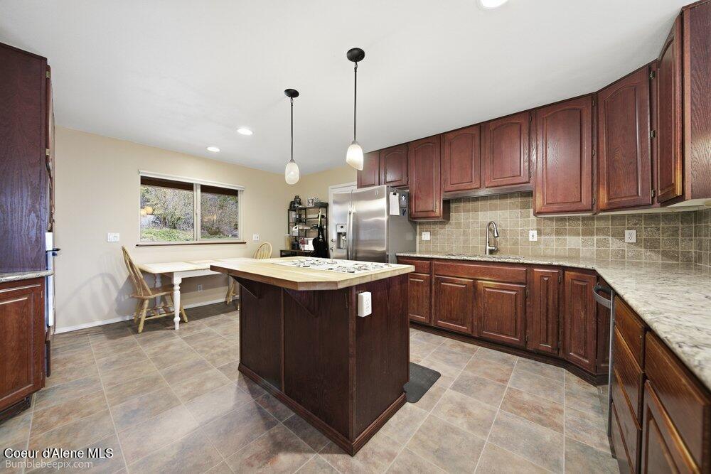 7722 West Clemetson Road Coeur D'Alene, ID 83814 - Photo 13 of 53 Kitchen