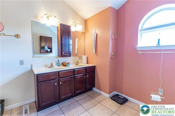 $389,900 | 1300 Adams Street, Northampton, PA 18067