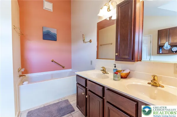 $389,900 | 1300 Adams Street, Northampton, PA 18067