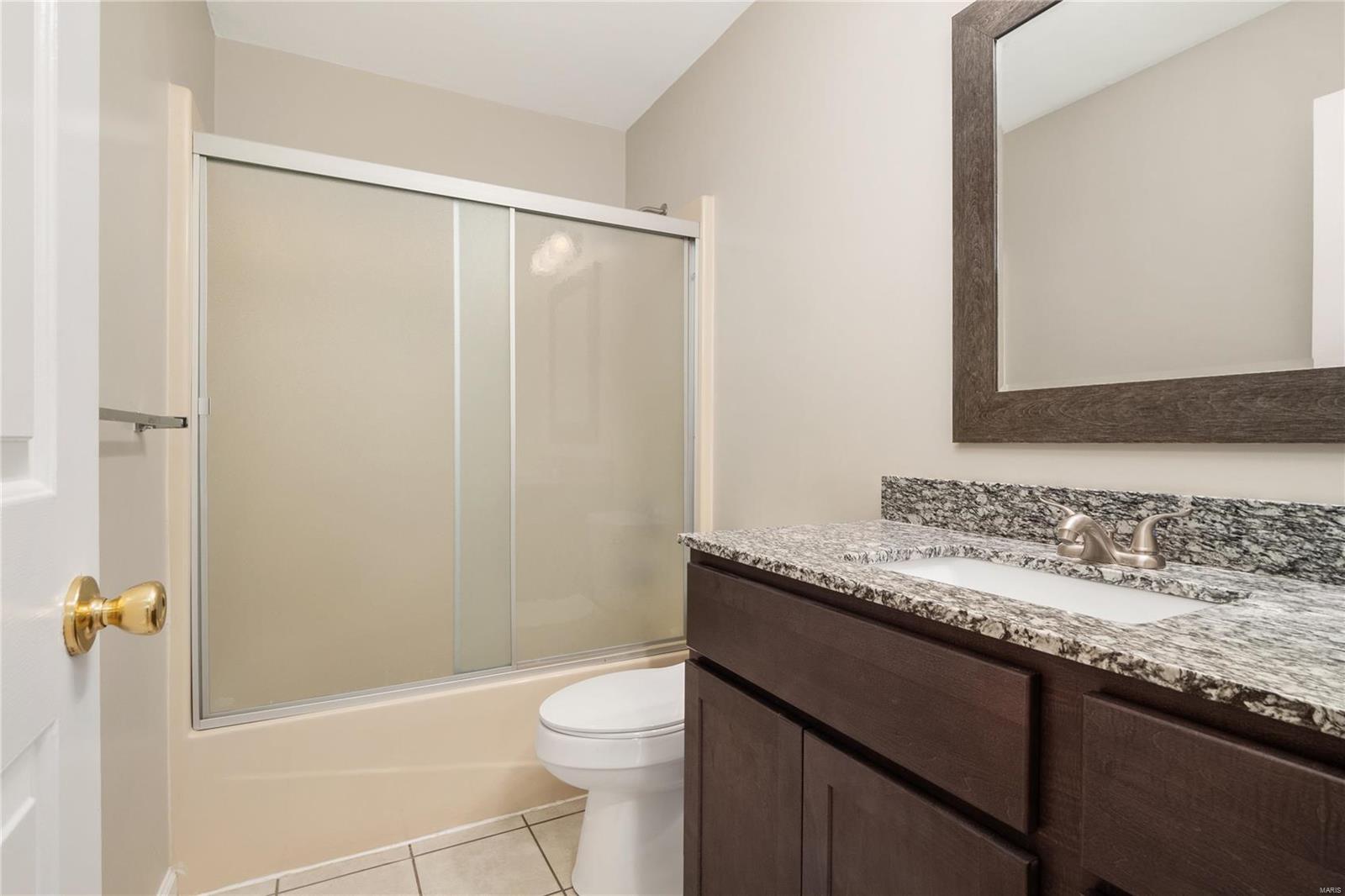 1205 Falling Spring Court O'Fallon, IL 62269 - Photo 22 of 33