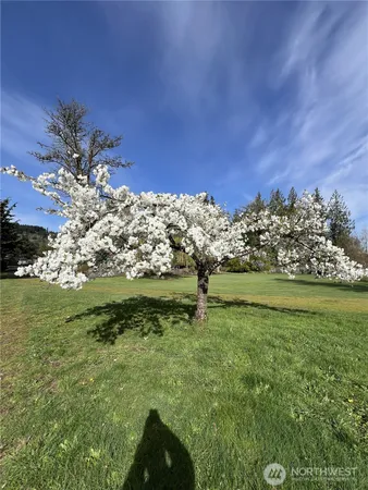 $560,000 | 13217 145th Ave Court East, Orting, WA 98360