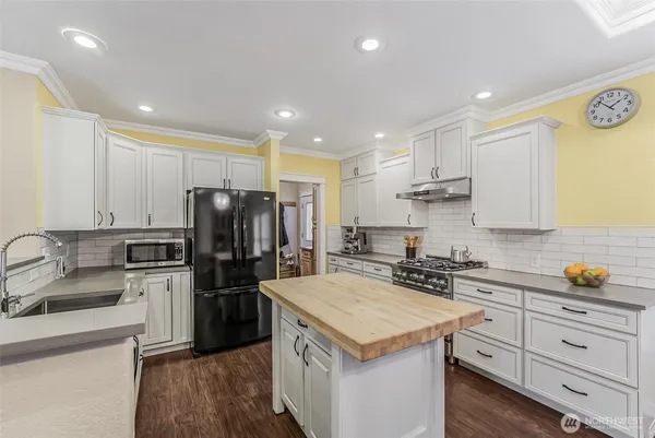 $560,000 | 13217 145th Ave Court East, Orting, WA 98360