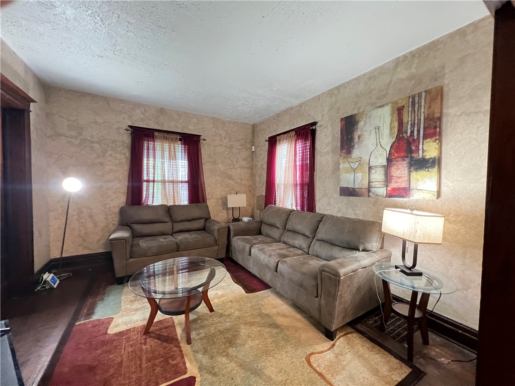 44 Mayberry Street Rochester, NY 14609 - Photo 9 of 26 Gallery Image 9