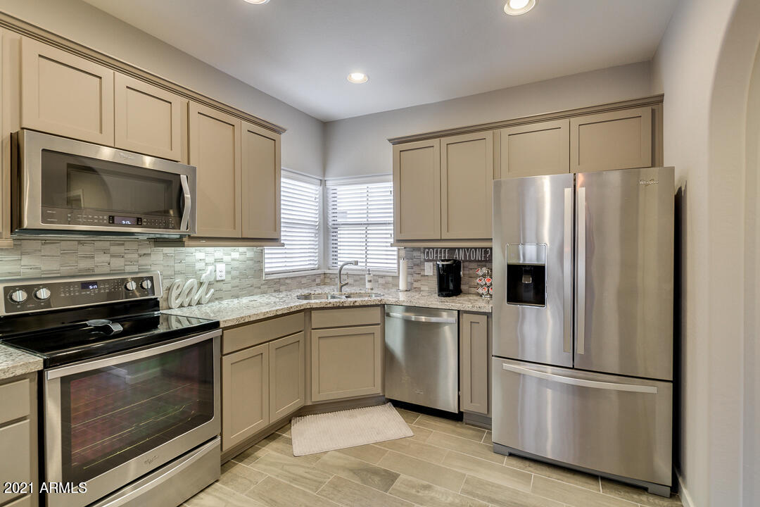 3935 East Rough Rider Road, Unit 1310 Phoenix, AZ 85050 - Photo 6 of 19 19-Rough_Rider