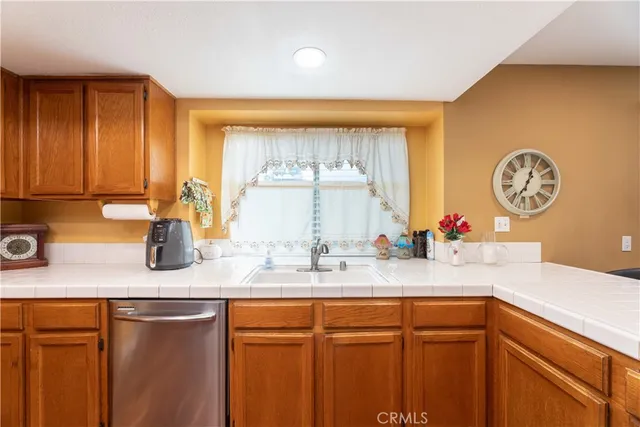 $685,000 | 11541 Plane Tree Road, Fontana, CA 92337