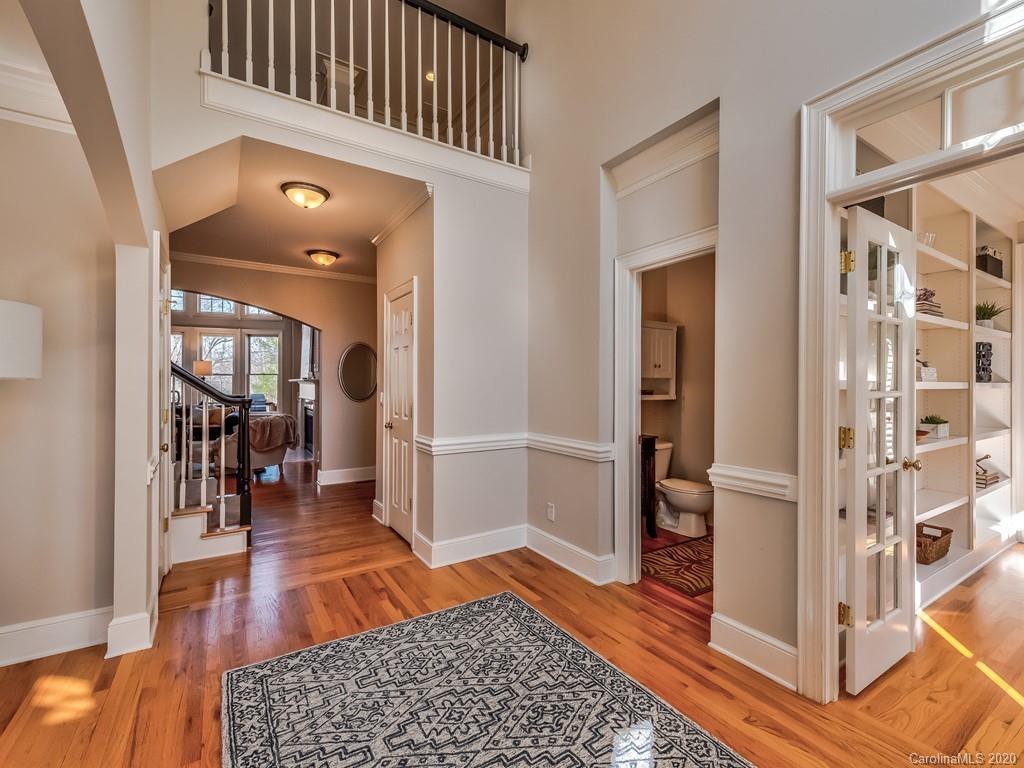 10833 Fox Hedge Road Matthews, NC 28105 - Photo 4 of 43 Gallery Image 4