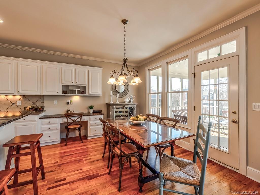 10833 Fox Hedge Road Matthews, NC 28105 - Photo 9 of 43 Gallery Image 9