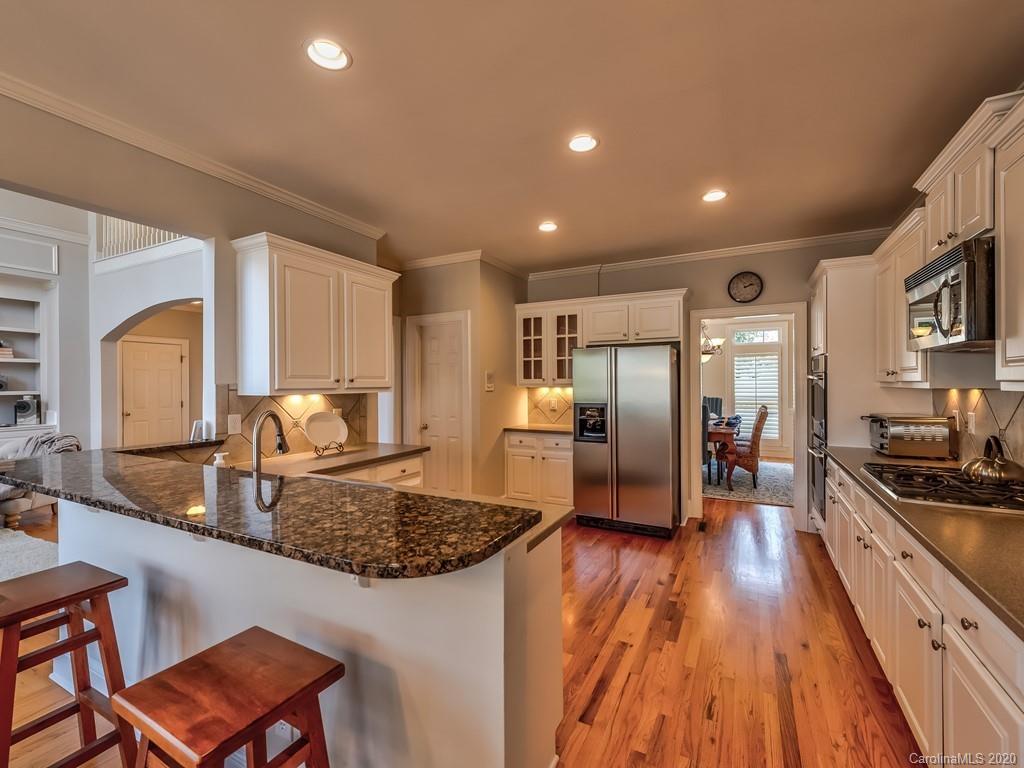 10833 Fox Hedge Road Matthews, NC 28105 - Photo 10 of 43 Gallery Image 10