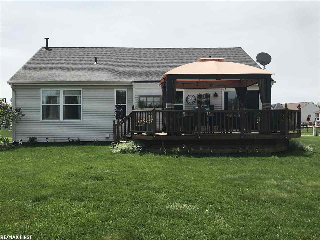 52152 Rivard Road New Baltimore, MI 48047 - Photo 29 of 33 31348175-28.JPG