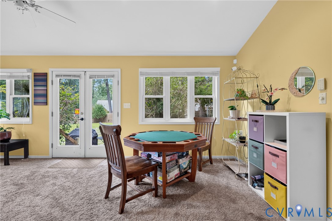 704 Spring Valley Road Colonial Heights, VA 23834 - Photo 20 of 40