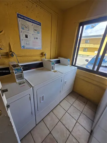 $2,000 | 6151 West 24th Avenue, Unit 210, Hialeah, FL 33016