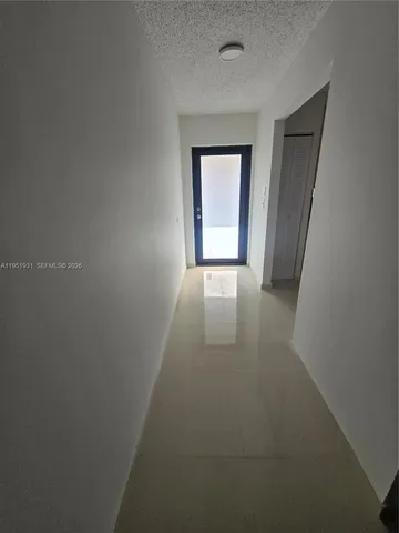 $2,000 | 6151 West 24th Avenue, Unit 210, Hialeah, FL 33016