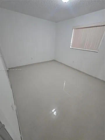 $2,000 | 6151 West 24th Avenue, Unit 210, Hialeah, FL 33016