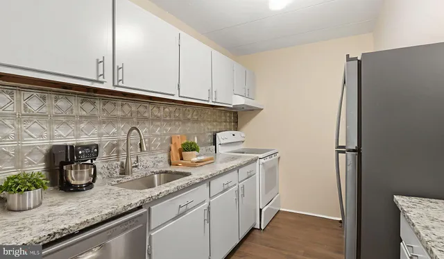 $165,000 | 3301 Hewitt Avenue, Unit 204, Silver Spring, MD 20906