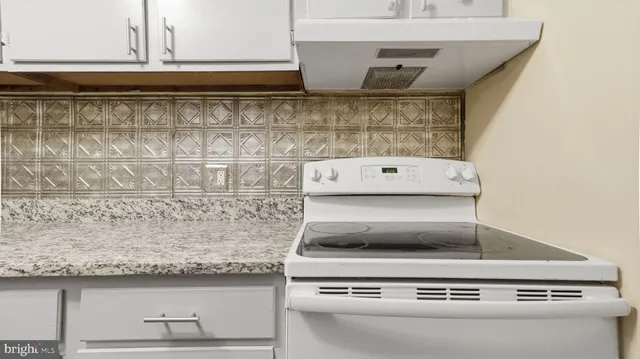 $165,000 | 3301 Hewitt Avenue, Unit 204, Silver Spring, MD 20906