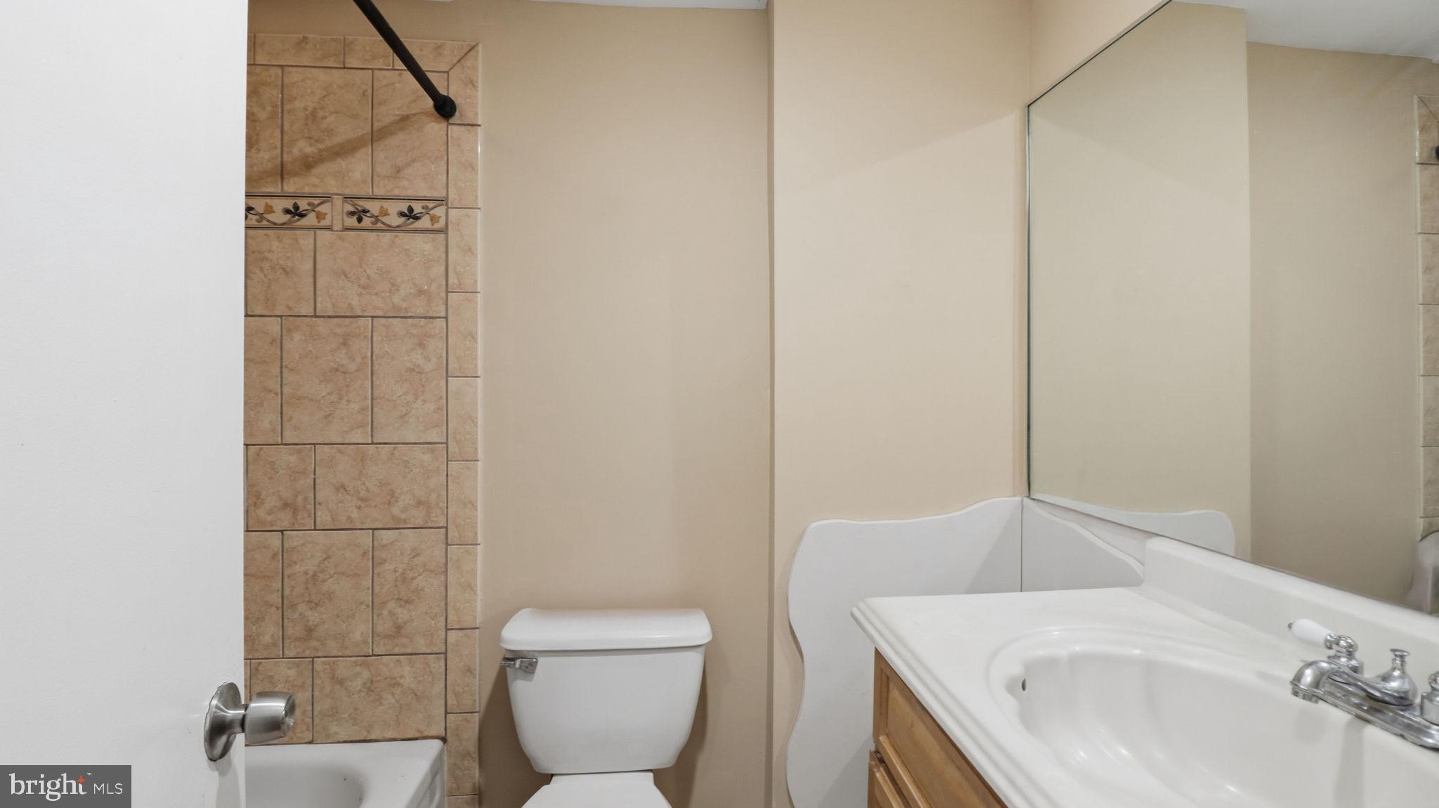 3301 Hewitt Avenue, Unit 204 Silver Spring, MD 20906 - Photo 16 of 42