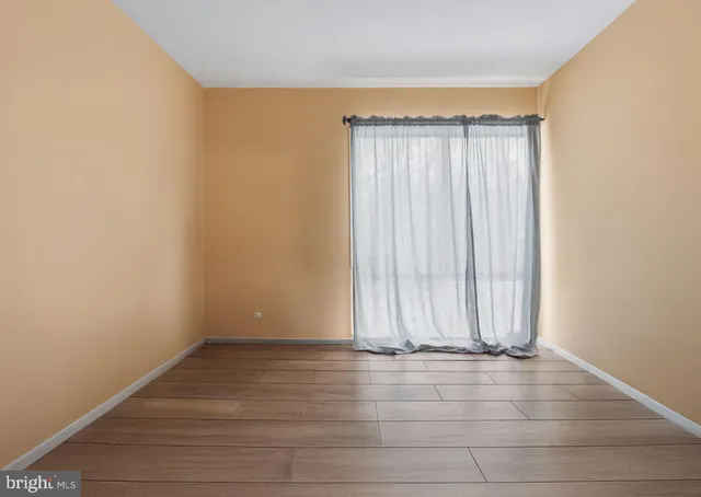 $165,000 | 3301 Hewitt Avenue, Unit 204, Silver Spring, MD 20906