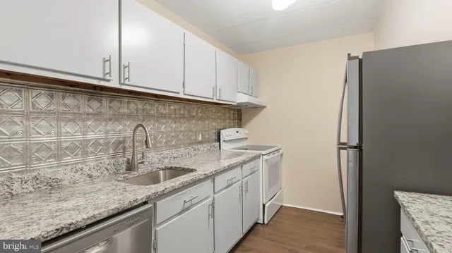 $165,000 | 3301 Hewitt Avenue, Unit 204, Silver Spring, MD 20906