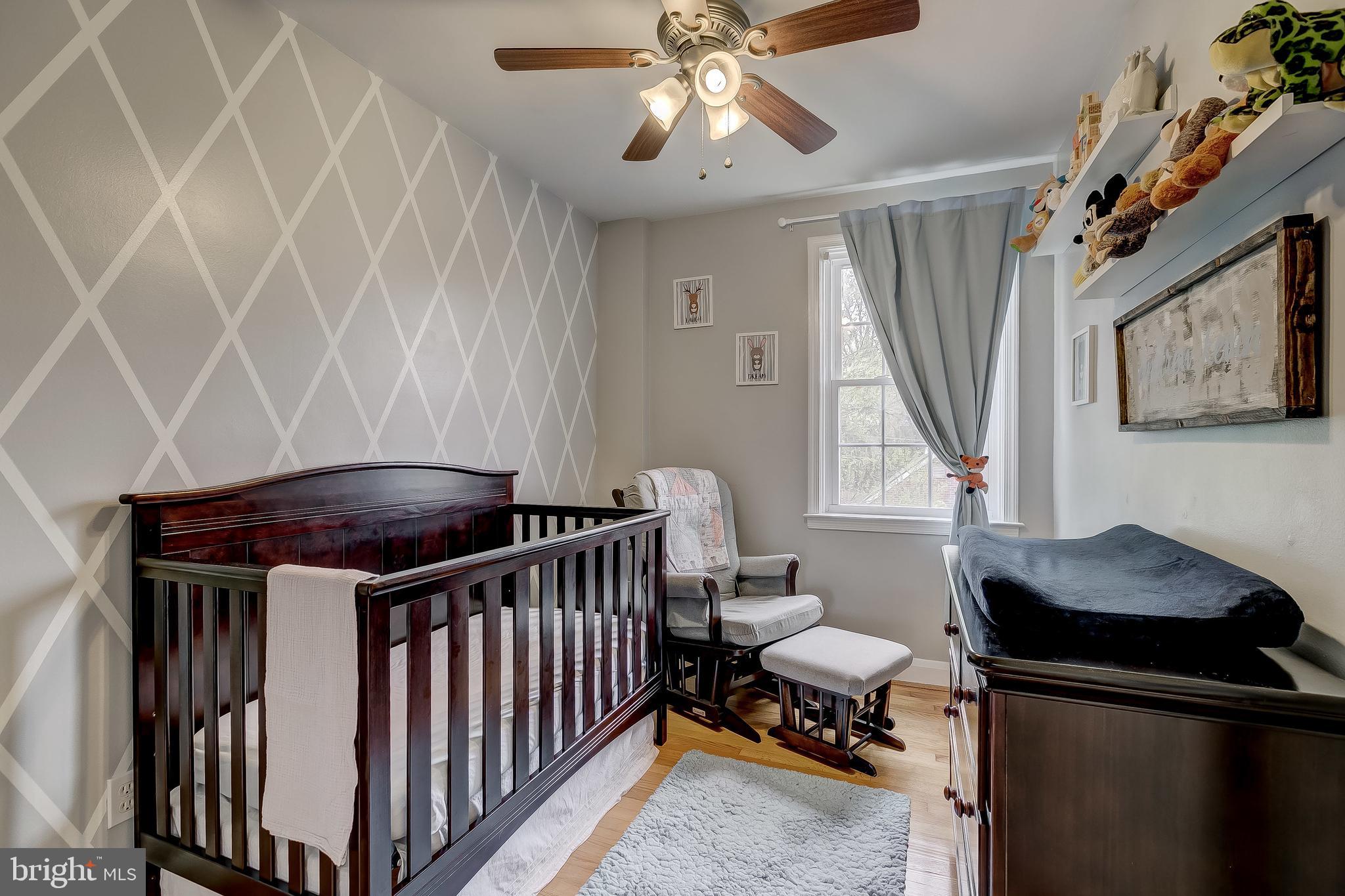 423 Chumleigh Road Baltimore, MD 21212 - Photo 25 of 41 3rd Bedroom