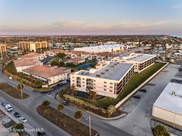 $399,900 | 121 Lancha Circle, Unit 107, Satellite Beach, FL 32937
