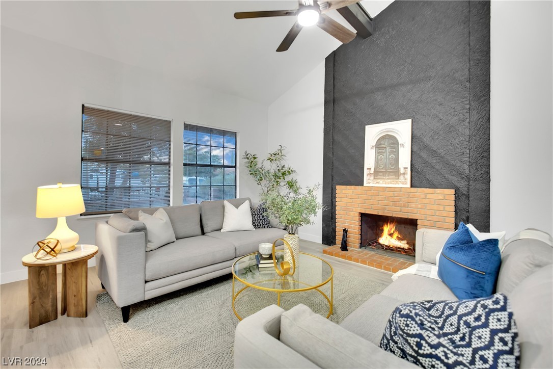 340 Fuente Drive Henderson, NV 89014 - Photo 4 of 15 Cozy haven, where warmth meets style in every corn