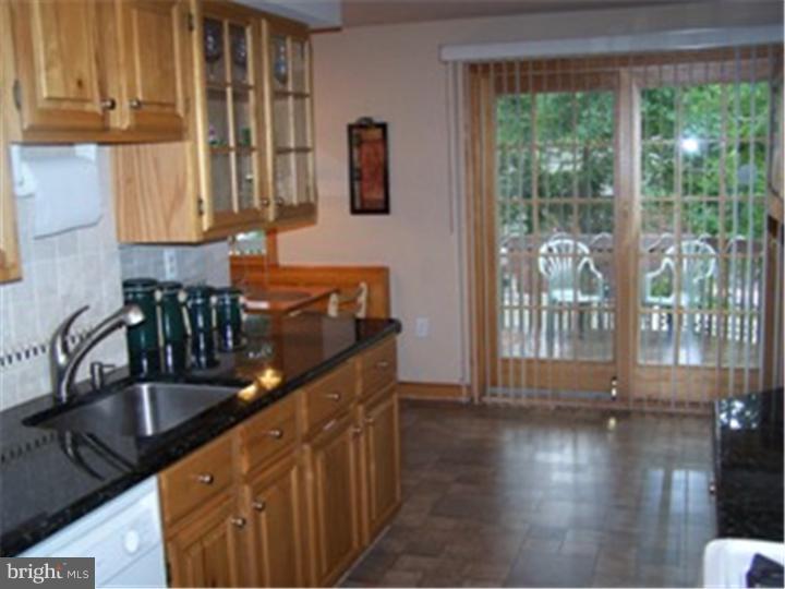 1437 Norman Road Havertown, PA 19083 - Photo 10 of 25 Kitchen