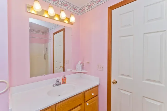 $325,000 | 86 Beveridge Boulevard, Unit 86, Westfield, MA 01085