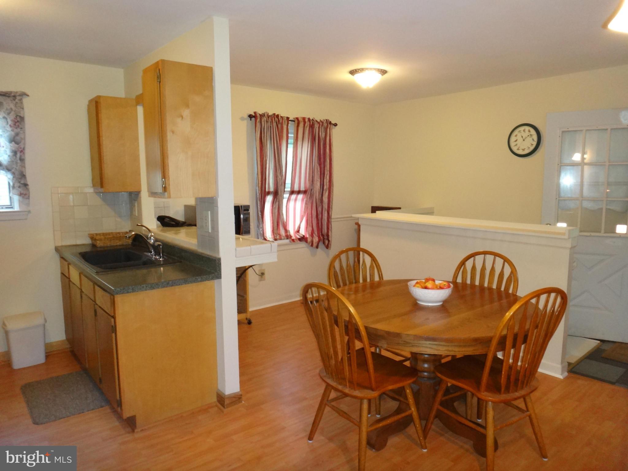 10104 High Ridge Road Laurel, MD 20723 - Photo 4 of 24 Dining Room