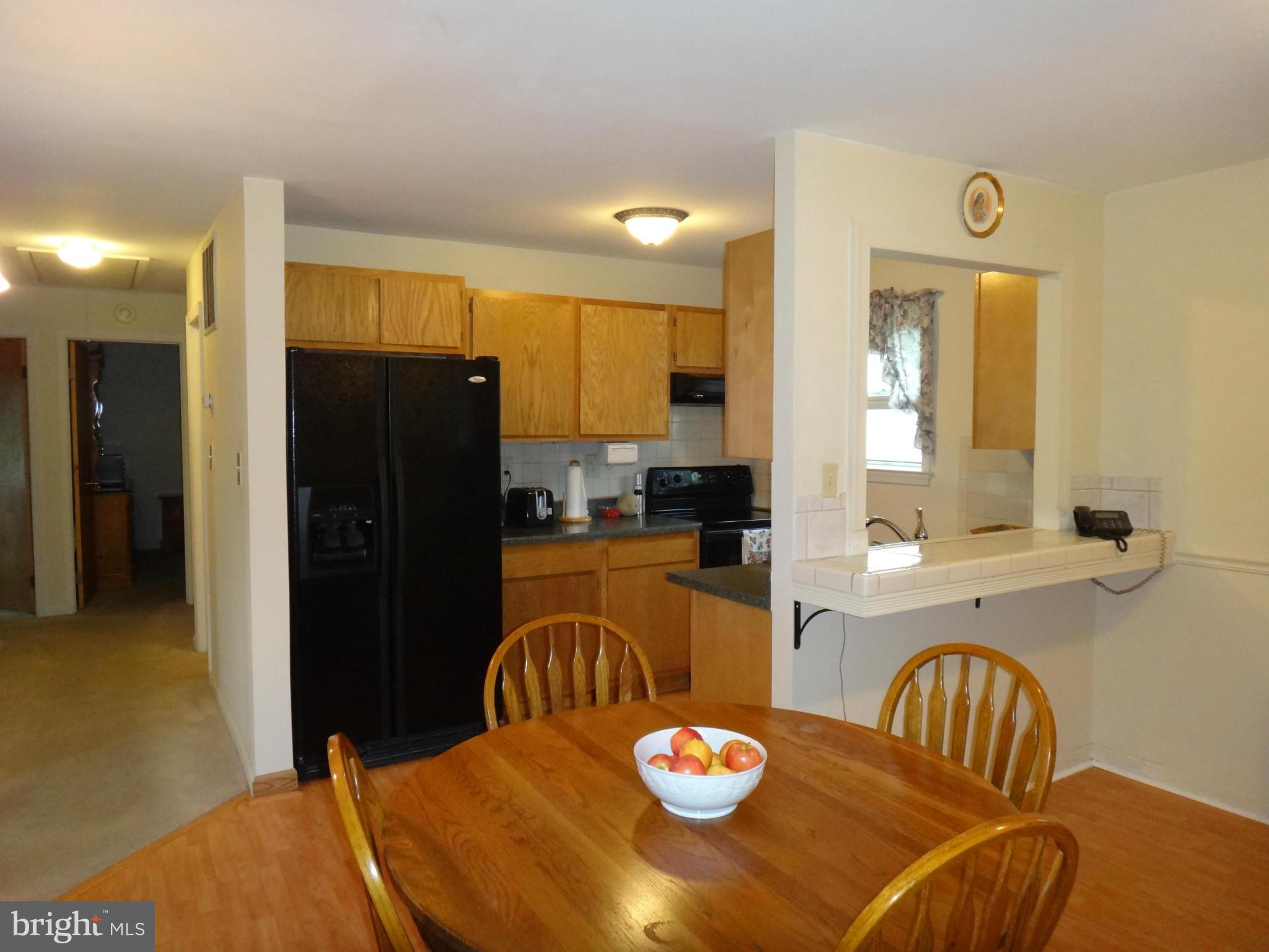 10104 High Ridge Road Laurel, MD 20723 - Photo 5 of 24 Kitchen