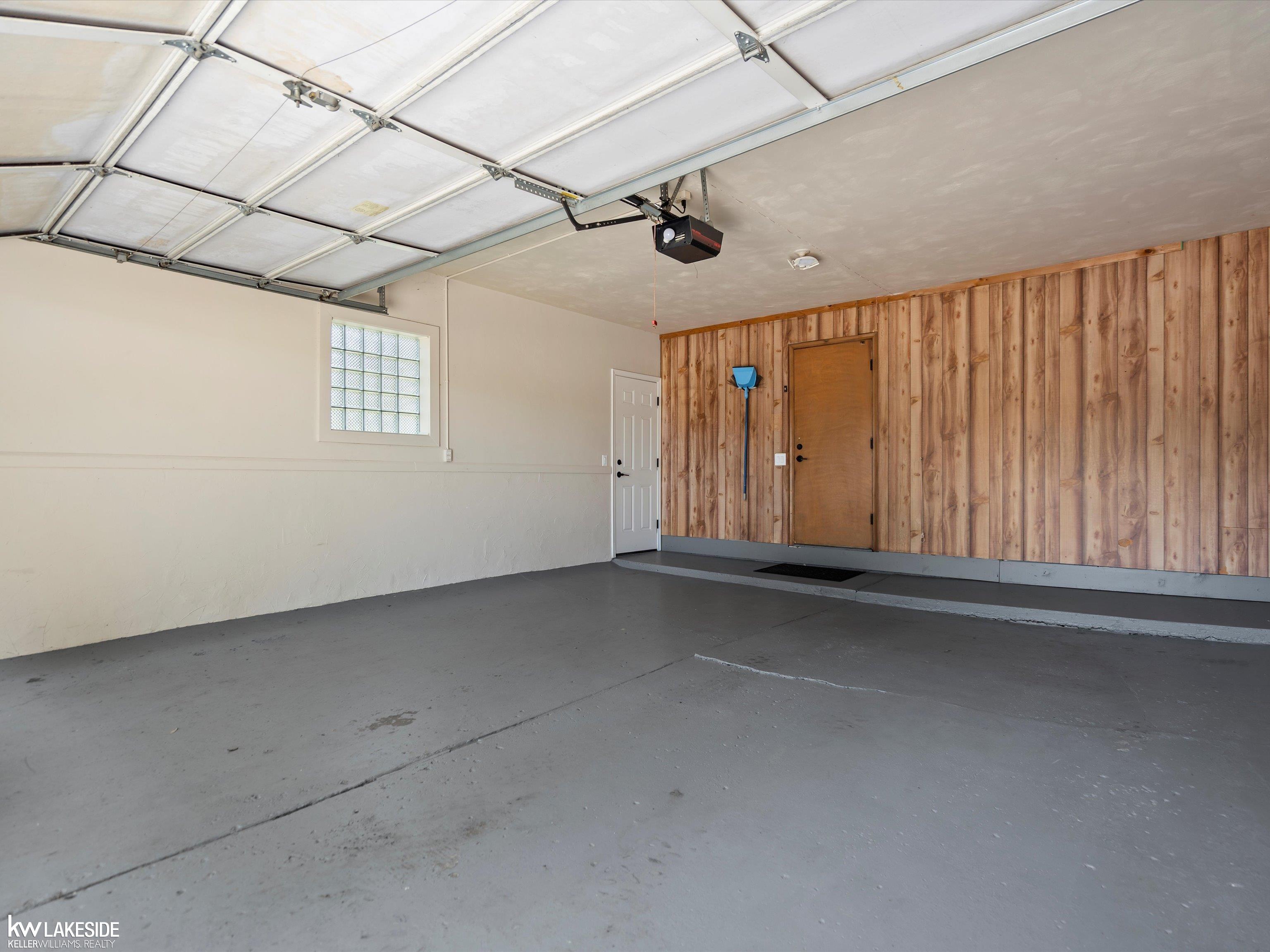 11585 Chicago Road Warren, MI 48093 - Photo 55 of 55 50182761-155a5c92-4312-4b93-928f-56042793079b.JPG