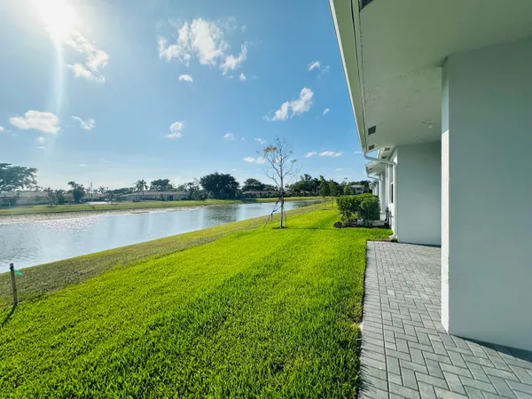$3,300 | 13657 Night Sky Place, Delray Beach, FL 33484