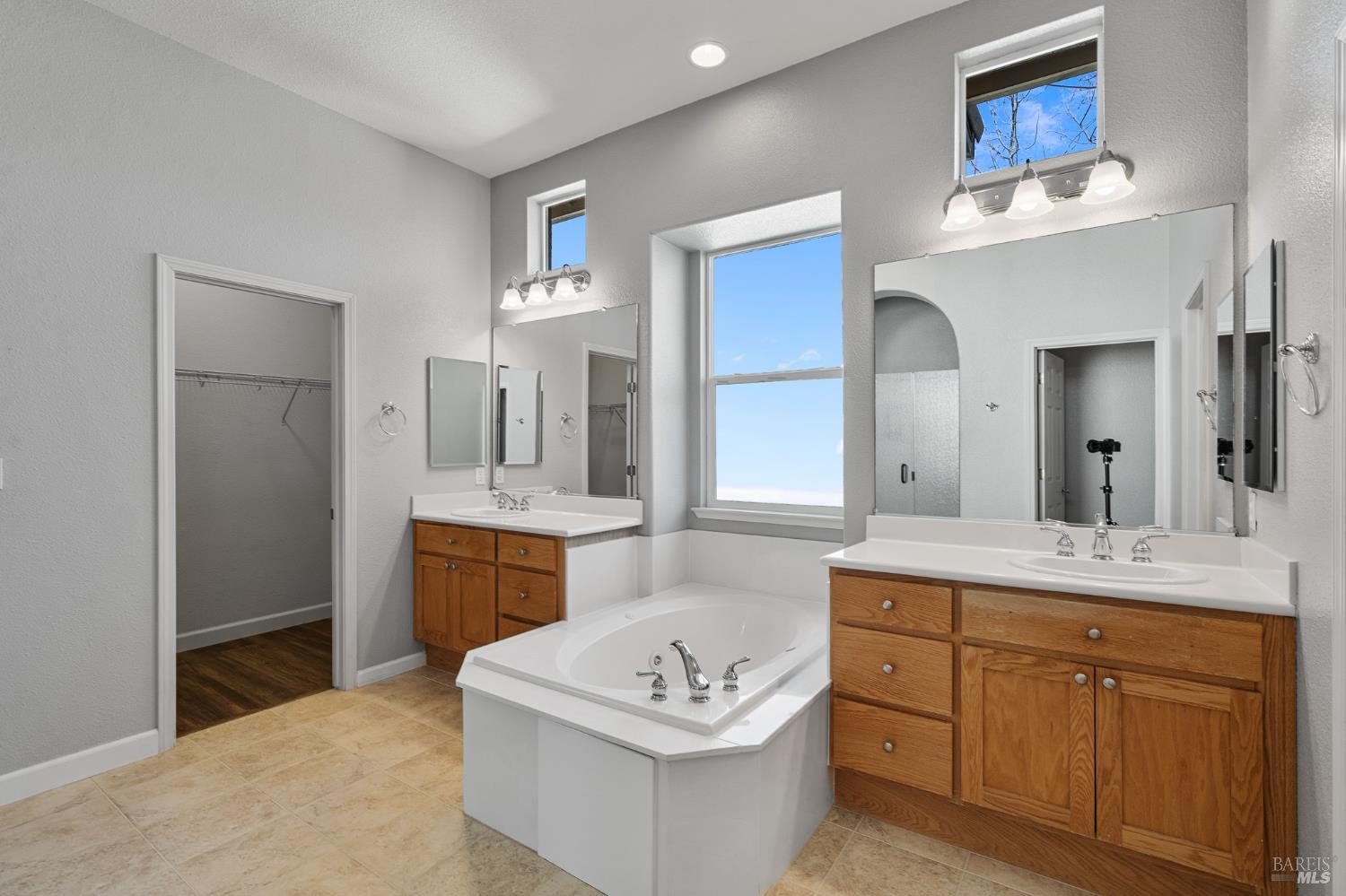350 Canyon Spring Drive Rio Vista, CA 94571 - Photo 31 of 55 a bathroom with a sink double vanity