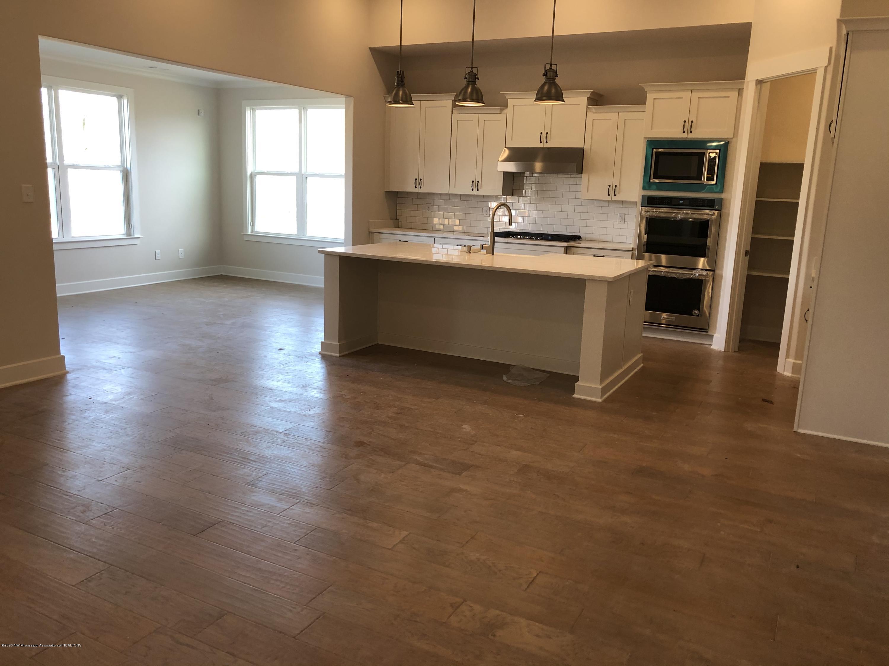 8824 Mitchell Grv Road North Olive Branch, MS 38654 - Photo 6 of 19 Kitchen/Sunroom