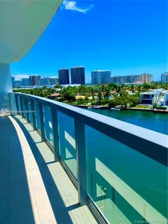 $5,500 | 9261 East Bay Harbor Drive, Unit 302, Bay Harbor Islands, FL 33154
