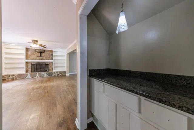 $549,900 | 10565 Shallowford Road, Roswell, GA 30075