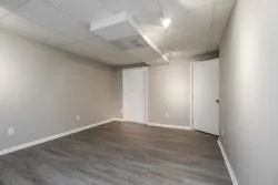 $1,980 | 927 Northwest 62nd Terrace, Kansas City, MO 64118