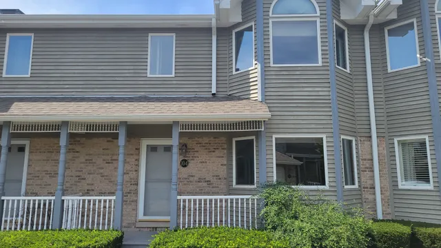 $2,395 | 104 Quail Drive, Countryside, IL 60525