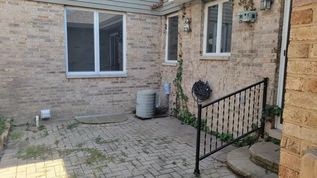 $2,395 | 104 Quail Drive, Countryside, IL 60525