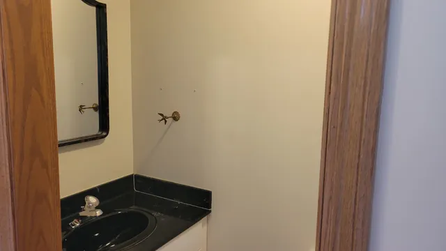 $2,395 | 104 Quail Drive, Countryside, IL 60525