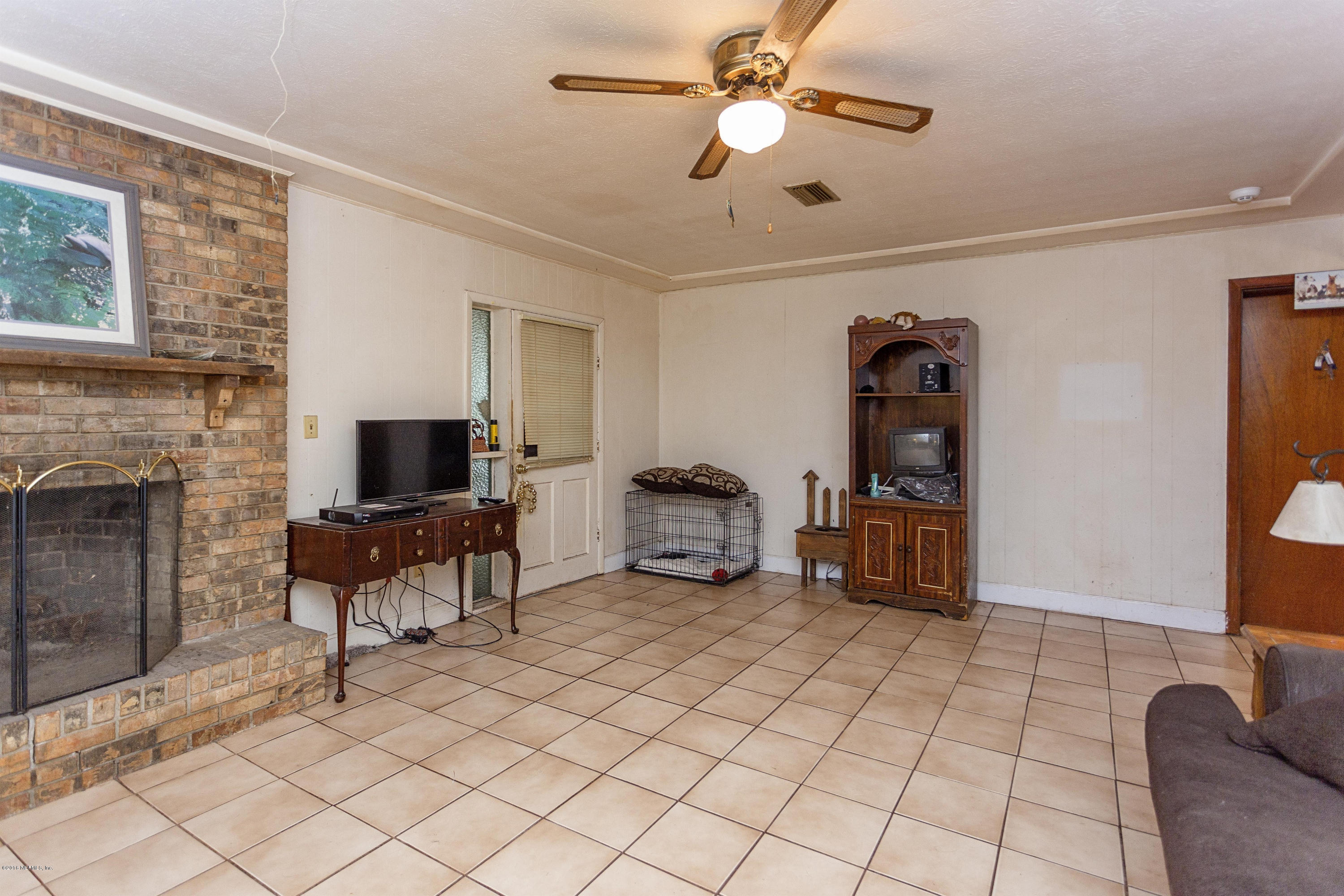 45134 Stratton Road Callahan, FL 32011 - Photo 7 of 22 007_Living Room