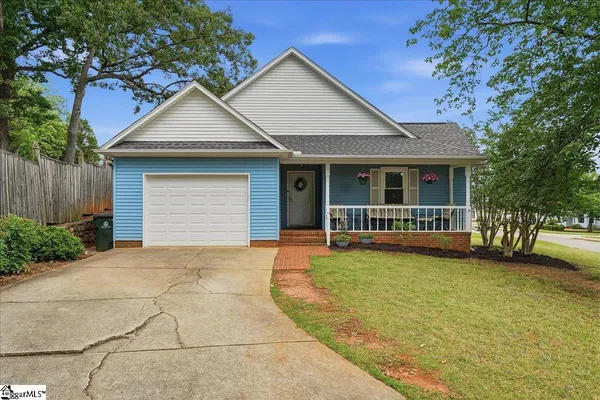 $349,900 | 2 Tamburlaine Court, Greenville, SC 29609