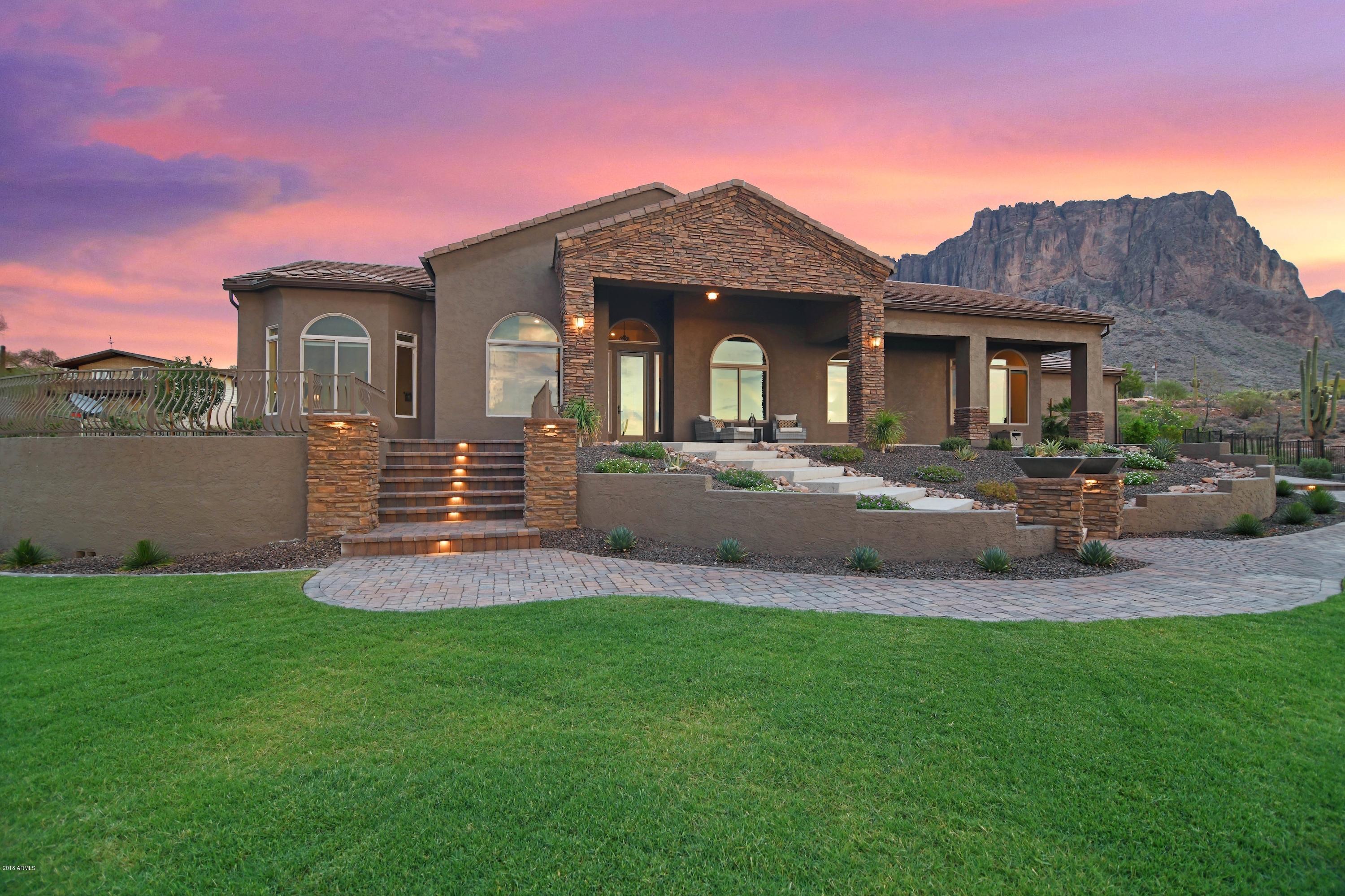 2880 North La Barge Road Apache Junction, AZ 85119 - Photo 1 of 59 Beautiful Views