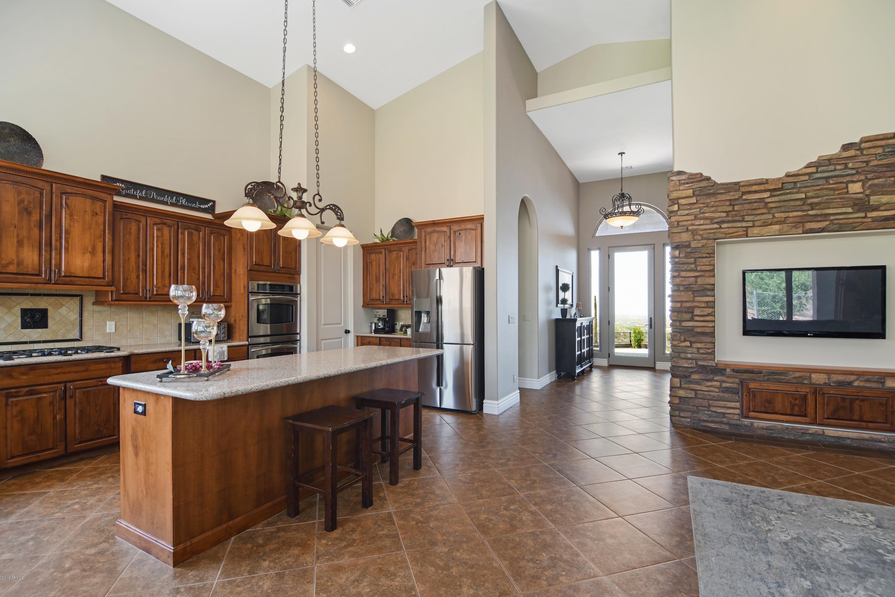 2880 North La Barge Road Apache Junction, AZ 85119 - Photo 16 of 59 Into Kitchen