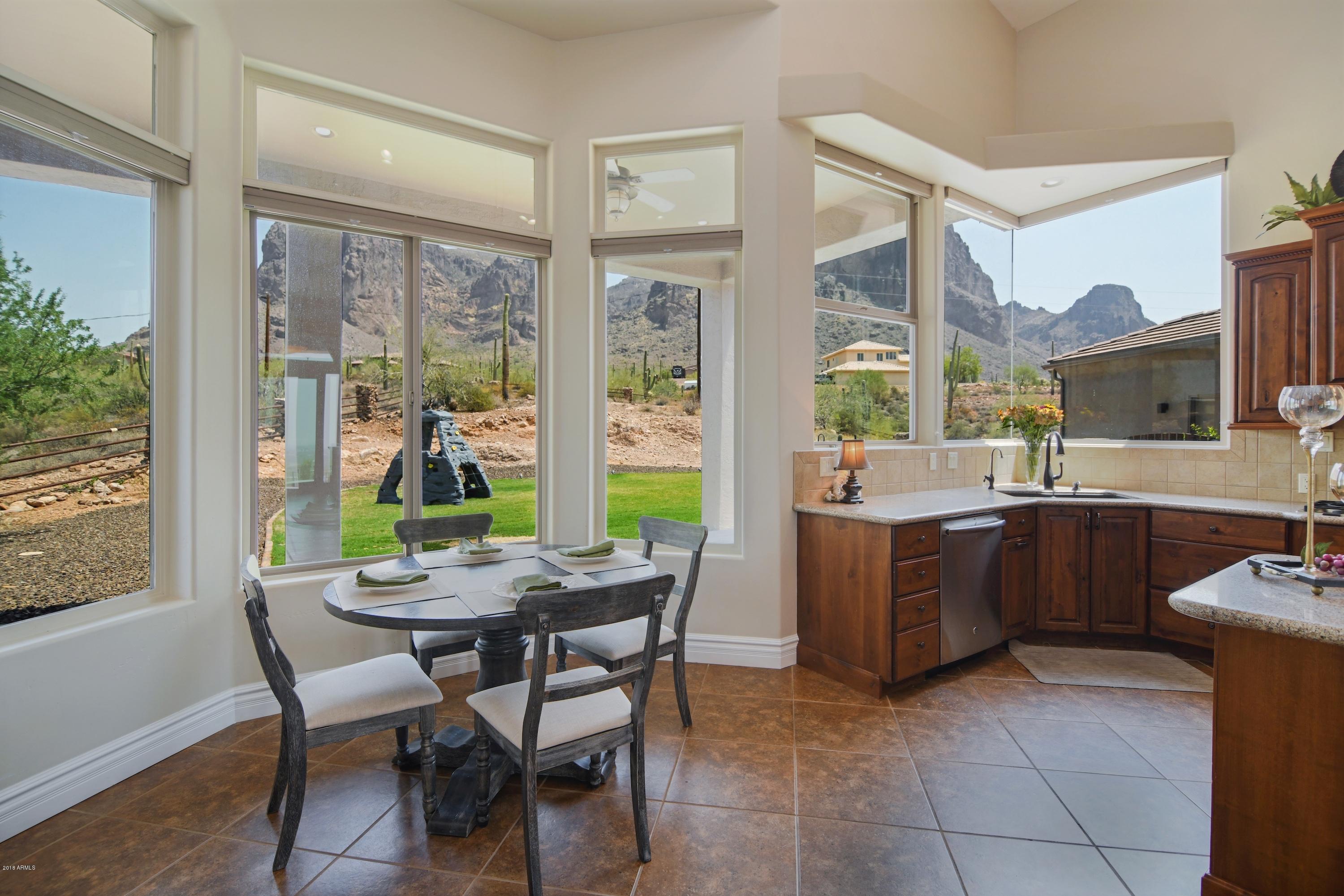 2880 North La Barge Road Apache Junction, AZ 85119 - Photo 17 of 59 Eat in Kitchen