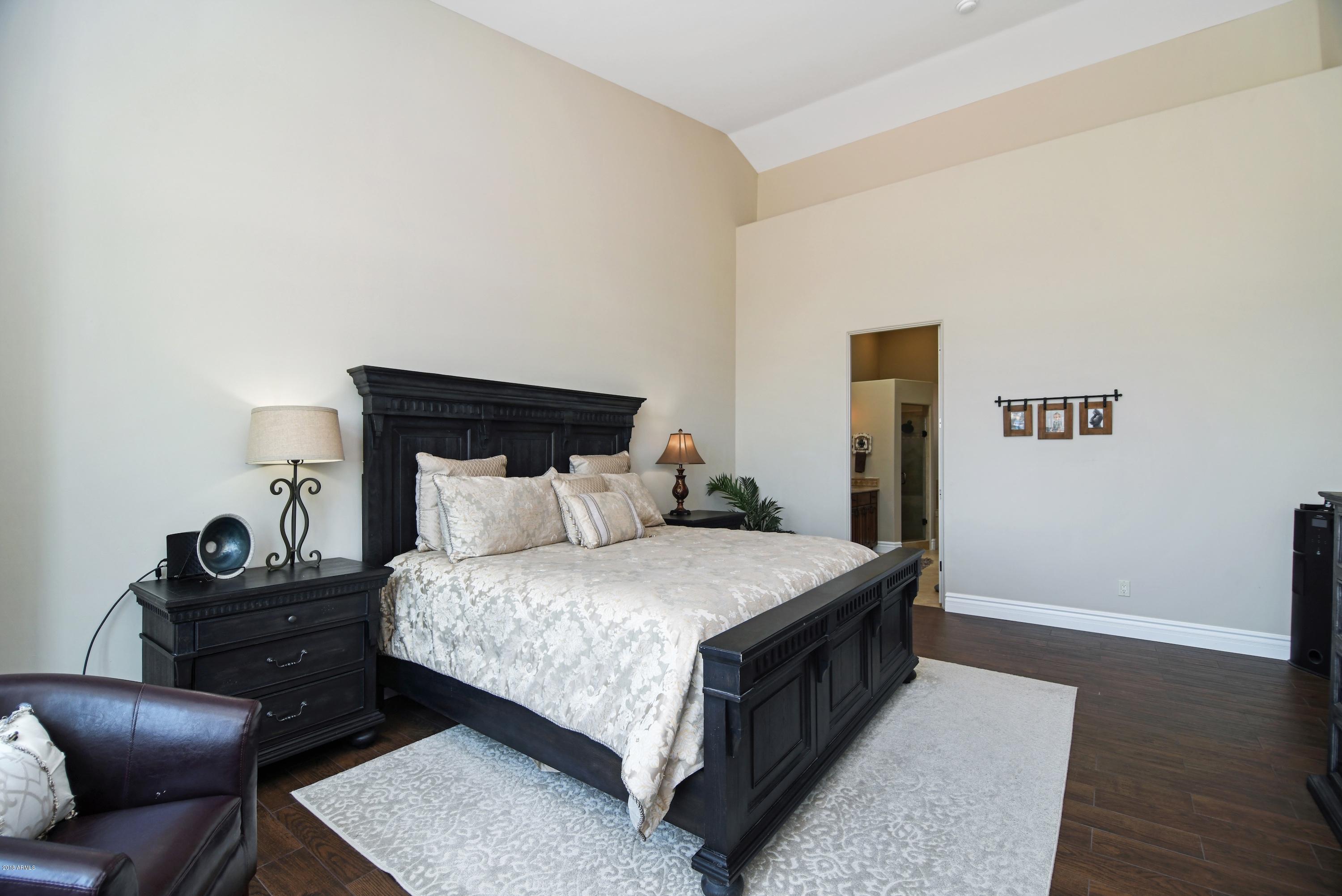 2880 North La Barge Road Apache Junction, AZ 85119 - Photo 24 of 59 Master Bedroom
